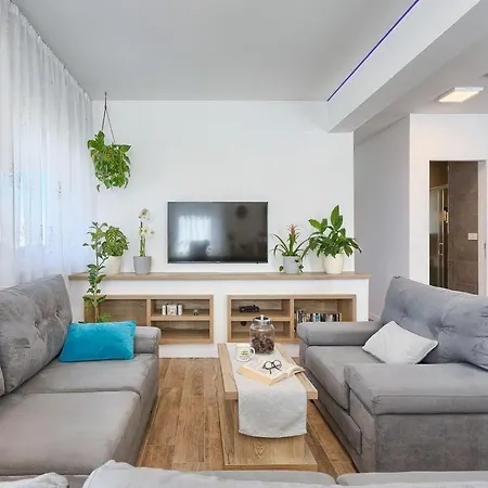 Casa de Férias Vacation Bokan *