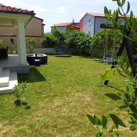 Casa de Férias Vacation Bokan Pula