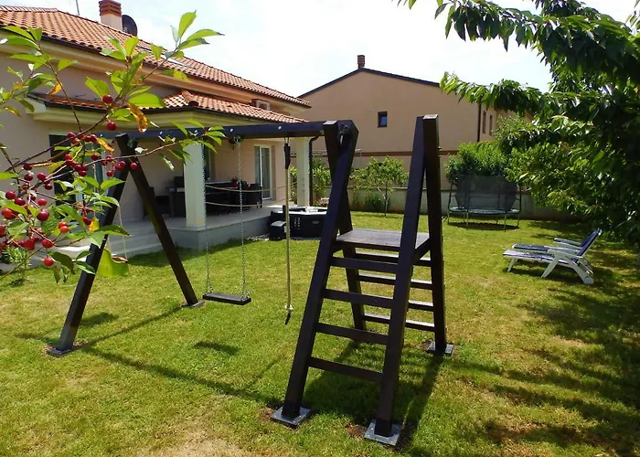 Сasa de vacaciones Vacation Bokan *